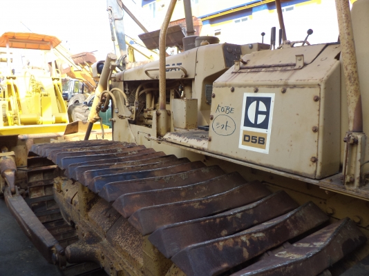 D5B-49X01805-84YR-2661HRSตีนเป็ด+ตีนไก่รถจอดที่นวนครแล้วครับ