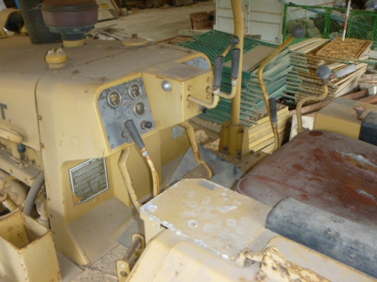 D5B-49X01805-84YR-2661HRSตีนเป็ด+ตีนไก่รถจอดที่นวนครแล้วครับ