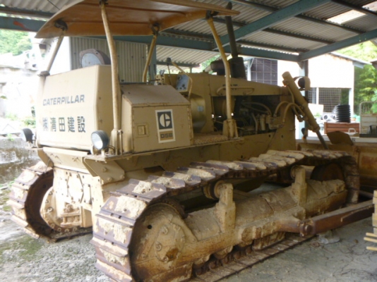 D5B-49X01805-84YR-2661HRSตีนเป็ด+ตีนไก่รถจอดที่นวนครแล้วครับ