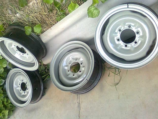 ล้อกะทะตีคิ้วขอบ  15x5.5 ของln106  แท้   ขาย 10000  ครับ