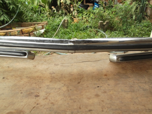 ขายฝาครอบล้อเบนซ์ขอบ14  และกันชน ทับ 8