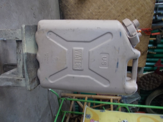 ขายถังน้ำพราสติกโพริเมอร์  20 ลิตร  us   แท้สภาพสวยราคาถูก