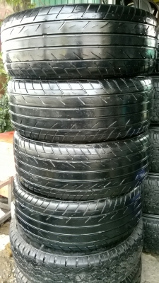 ขายยาง 215 50 17ปี11ชุดละ3200