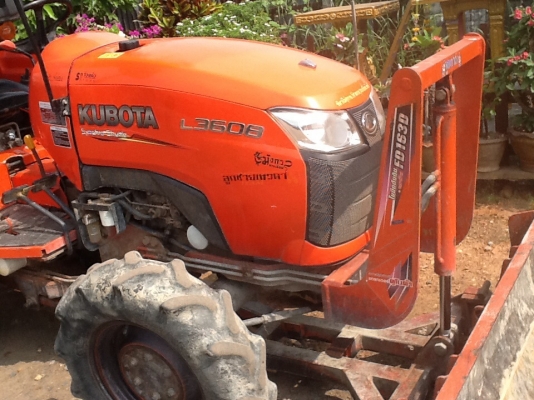 คูโบต้า L3608 4 WD 2 เพลา ใบมีดตราช้าง เดิมๆใช้งานได้ปรกติถูกๆ