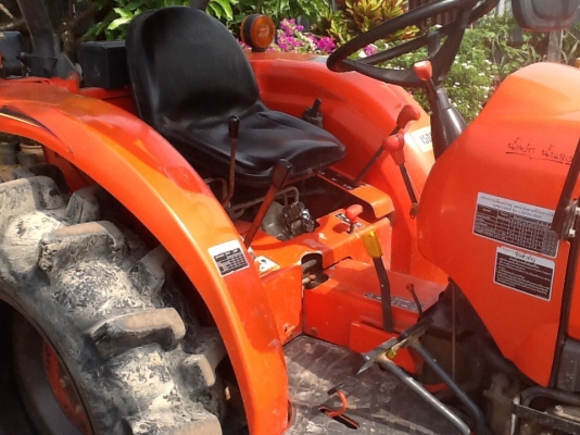 คูโบต้า L3608 4 WD 2 เพลา ใบมีดตราช้าง เดิมๆใช้งานได้ปรกติถูกๆ
