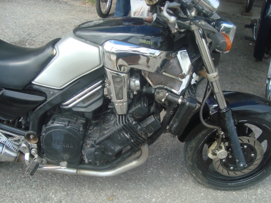 Yamaha FZX 750 ทะเบียนแท้ พร้อมโอน ถูก ๆ