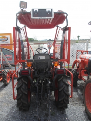 ขาย B2420 MAX พร้อมโครงกันอ้อยและอุปกรณ์หลัง 1 ชิ้น