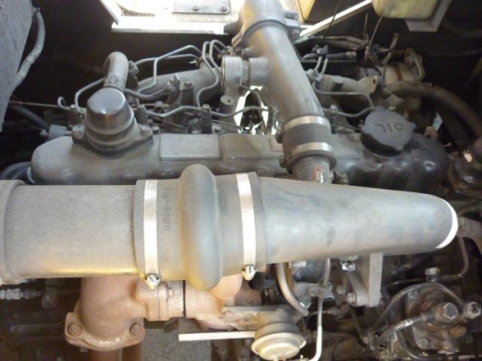 ** LOT 16/10/2556 ** ** รถยกตู้ ** TOYOTA 2FDH200 เครื่องยนต์ดีเซล เกียร์ AUTO สามารถยกได้ 4 ชั้น สนใจติดต่อสอบถามได้ที่ 083-062-223 ค่า ^^