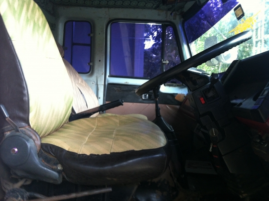 หกล้อใหญ่ หกล้อใหญ่