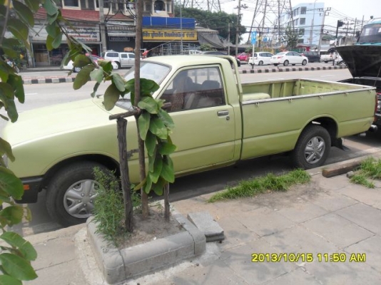 ขายอีซูซุKBเครื่องเดิมดีเซลเกียร์ธรรมดารถสภาพสวยเดิมแห้งๆคัสซีไม่ผุรถพร้อมใช้ขับดีครับ ขายอีซูซุKBเครื่องเดิมดีเซลเกียร์ธรรมดารถสภาพสวยเดิมแห้งๆคัสซีไม่ผุรถพร้อมใช้ขับดีครับ