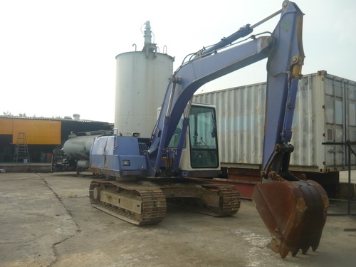 รถขุด Komatsu PC100-5 รถเก่านอก เพิ่งเหยียบถึงไทย สภาพเดิมๆ ยังไม่ผ่านการใช้งานในไทย 100\%