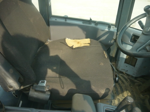 รถตักล้อยาง Komatsu WA270-5 รถเก่านอก สภาพเดิมๆ สวยไร้ที่ติ พร้อมใช้งาน