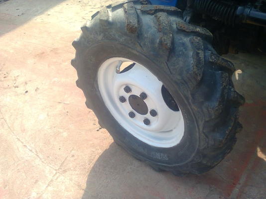 ขายรถไถนานั่งขับแชมป์ 304 SLX 2 เพลาพร้อมอุปกรณ์ ผาน 6X22 เช็ดสภาพแล้วพร้อมใช้