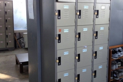 ตู้ลิ้นชัก 18 ลิ้นชักสภาพดีครับเหมือนใหม่ ใหญ่ครับ  มี 18 ลิ้นชักครับ   มีทั้งหมดประมาณ 20 ชุดครับราคานี้คุ้มมากครับ