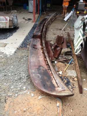 ขายปั้นลม ไม้แดง หน้า 18 นิ้วเป็นไม้แดงครับได้ครับครับ  ไม้แผ่นเดียวหน้ากว้าง 18  นิ้ว  ยาว  8  เมตร   มี  8  คู่ครับ  สภาพสวยมากครับ