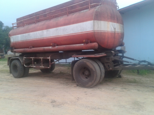 ขายหางพ่วง บรรทุกของเหลวถูกๆ