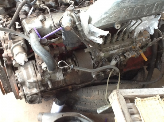 ขายด่วนเครื่อง HO7D 195HP ไม่มีใบคลุม อุปกรณ์ตามรูปครับเครื่องใช้ดีไม่มีปัญหายกลงไม่มีใบคลุม