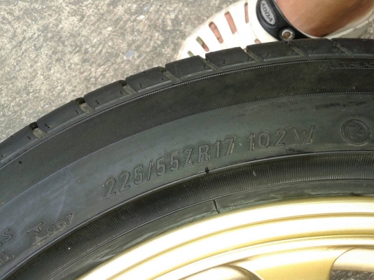 แม็ก RCII  ขอบ 17 พร้อมยาง 225 55 ปี 12  หน้า 8 หลัง 9