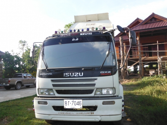 ขายรถบรรทุก 6 ล้อ