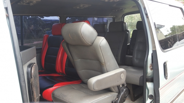 ขายรถตู้ สภาพสวย แอร์เย็น ปี38 ขายรถตู้ สภาพสวย แอร์เย็น ปี38