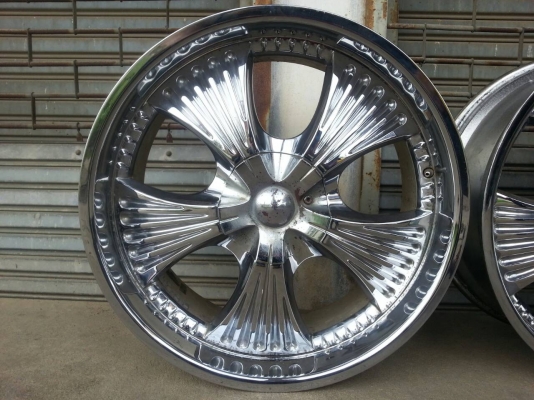 lenso project d spec e ขอบ 15 4/100 ของใหม่ พร้อมยางใหม่ 195/55/15 ปี13