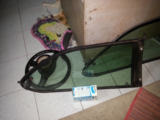 กระจกหูช้างหลัง E30 coupe