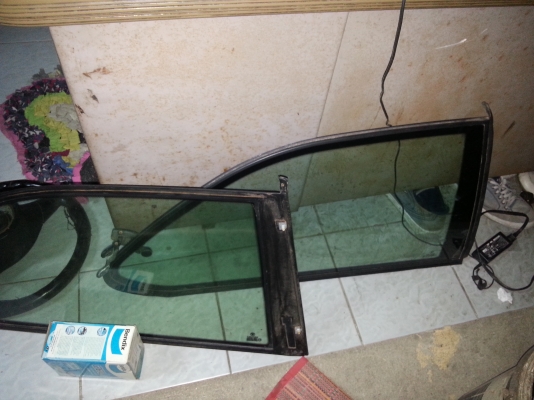 กระจกหูช้างหลัง E30 coupe