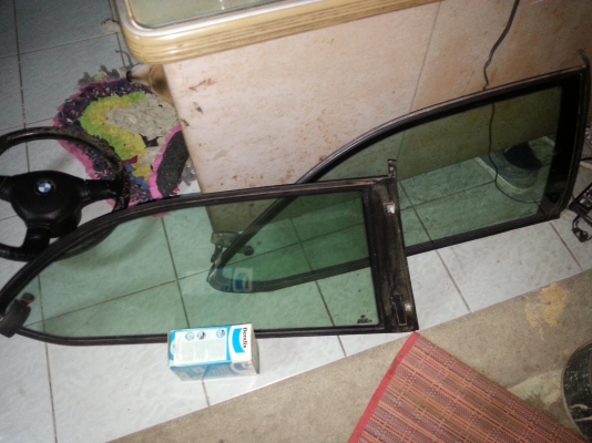 กระจกหูช้างหลัง E30 coupe