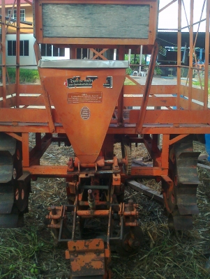 ขายเครื่องปลุกอ้อยหัวเดี่ยวของโรงกลกิจบ้านโป่ง