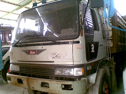 ขาย10ล้อฮีโน่ FM187 ดั๊ม2เพลา เครื่องHO7C 185แรงม้า รถจอดรอซ่อมสีอยู่