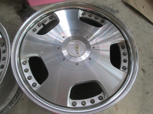 ขายล้อม้าทอง