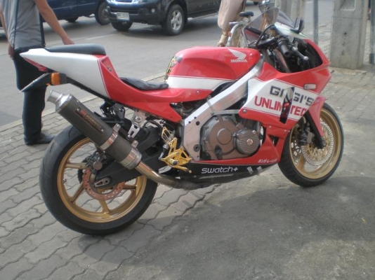 ขาย CBR 400 ทะเบียนเเท้ขาด57 จัดเต็ม