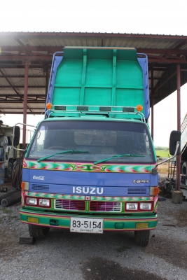 ขาย6ล้อ อีซูซุ 175 เเรง 6สูบ