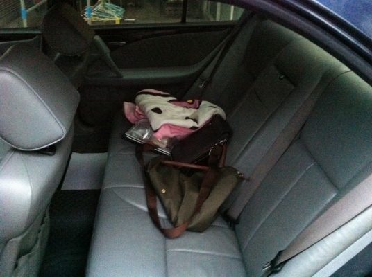 ขายBENZ e230มือเดียวสวยมาก