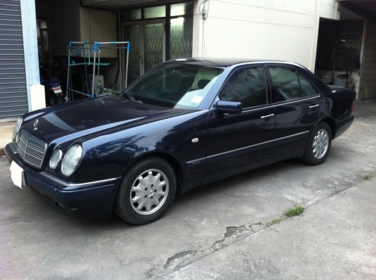 ขายBENZ e230มือเดียวสวยมาก