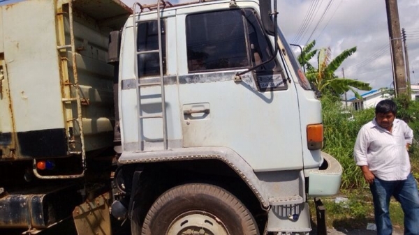 รถอีซูซุ 10 ล้อดั้ม FXZ 240 แรงม้า. นางฟ้าแท้. สนใจติดต่อ 081 - 6079515 รถอีซูซุ 10 ล้อดั้ม FXZ 240 แรงม้า. นางฟ้าแท้. สนใจติดต่อ 081 - 6079515