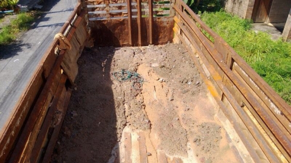 รถอีซูซุ 10 ล้อดั้ม FXZ 240 แรงม้า. นางฟ้าแท้. สนใจติดต่อ 081 - 6079515 รถอีซูซุ 10 ล้อดั้ม FXZ 240 แรงม้า. นางฟ้าแท้. สนใจติดต่อ 081 - 6079515