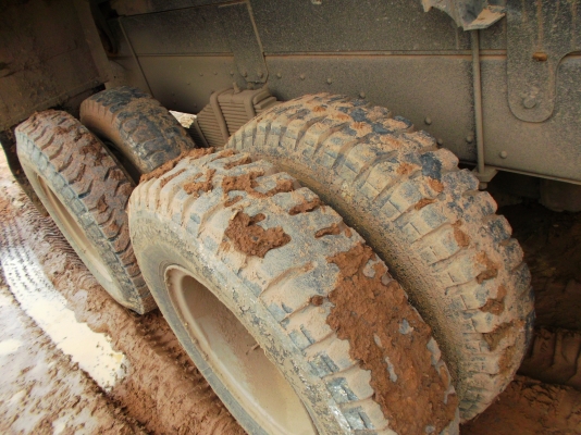 ขายด่วนรถสิบล้อFM187เครือง185แรงม้าดรั้ม2เพลา