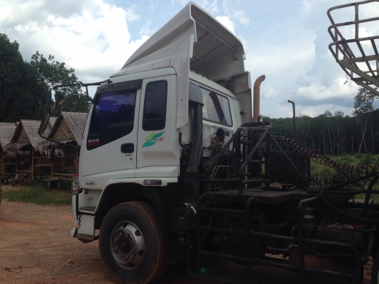 ขายหัวลาก ISUZU 320 พร้อมหางมิชิดั๊ม สามเพลาแท้ ปลายปี49 สนใจโทร0819701072