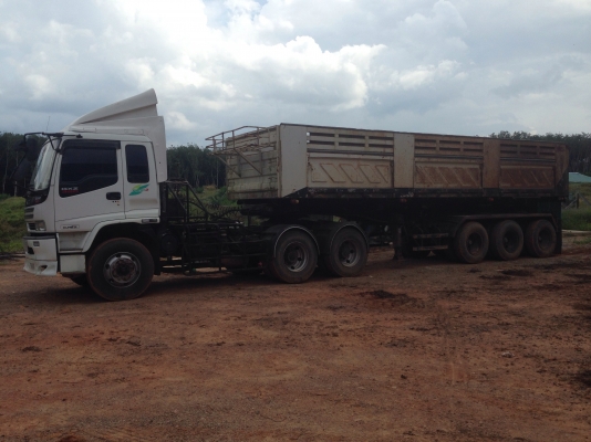 ขายหัวลาก ISUZU 320 พร้อมหางมิชิดั๊ม สามเพลาแท้ ปลายปี49 สนใจโทร0819701072