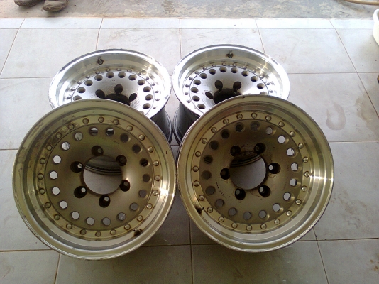 JAPAN R15X8.5  6/139แท้ครับ