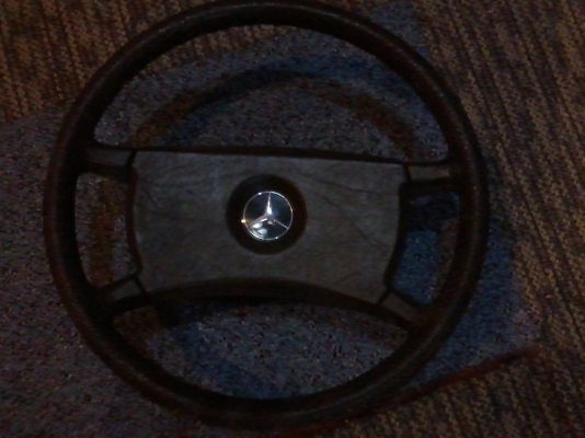 พวงมลัยรถ เบ็นซ์  w123 w126 หรือรุ่นอื่น