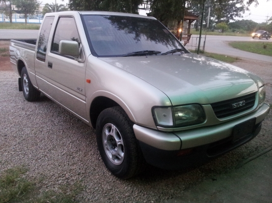 isuzu ดร้าก้อนอาย ฝากขาย อย่างสวย