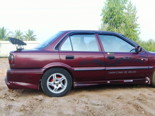 ขายรถเก๋งโตโยต้า โคโรลลา โดเรมอน