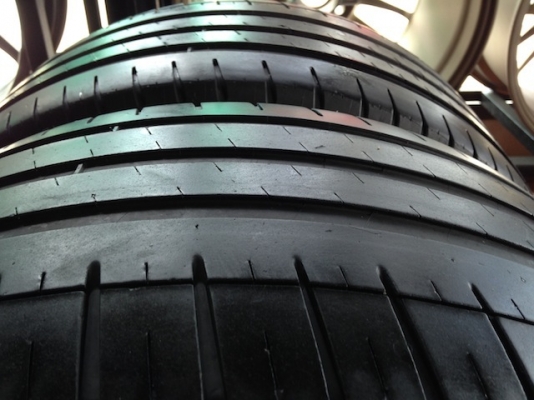 ขายยาง Michelin Pirot Sport3 225/40/18 ปี12 สวยๆ 1คู่ 3,800 Call 0899672139 นายครับ บริการจัดส่งทั่วประเทศ