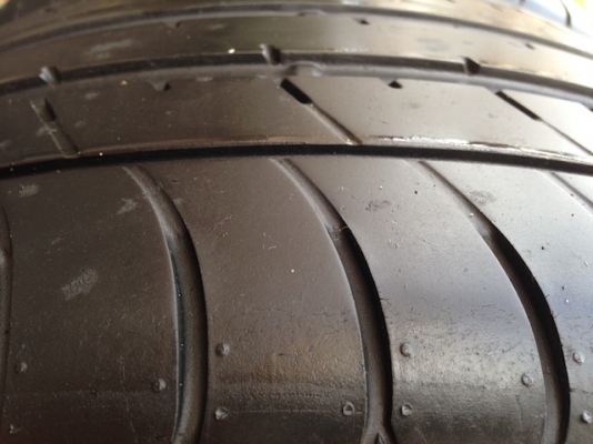 ขายยาง Toyo T1sport 255/35/19 japan ปี10 สวยๆ 1คู่ 4,400 Call 0899672139 นายครับ บริการจัดส่งทั่วประเทศ