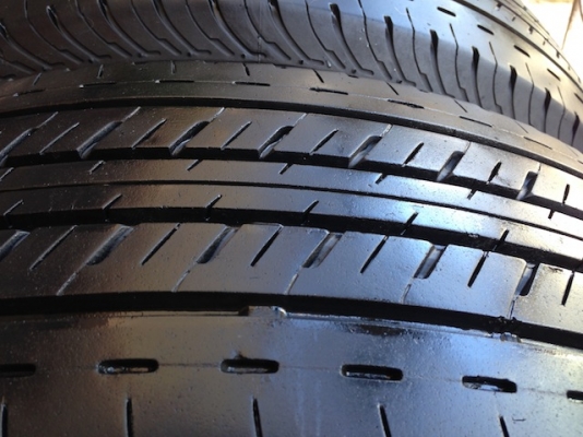 ขายยาง bridgestone Duravis 205/70/R15 ปี12 สวยดอก85\% 1ชุด 6,900 Call 0899672139 นายครับ บริการจัดส่งทั่วประเทศ