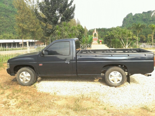 ขายรถกะบะ Nissan BigM ปี94 สภาพดีไม่มีผุไม่เคยชนเลยรถมือเดียวครับ ใช้รักษามาก รถอยู่ระยองครับ 138,000 ต่อรองได้ครับ สนใจ Call 0815751412 ชัยครับ