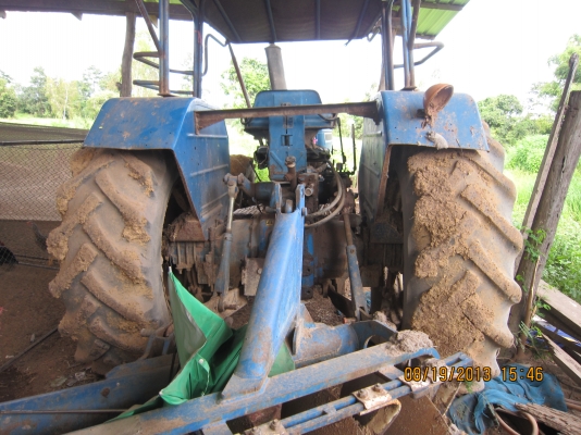 ขายฟอร์ด 2 เพลา 7610 เทอร์โบ รถนอกนำเข้าเอกสารอินวอยร์0800463825