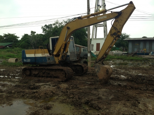 ขายKOMATSU PC120-5 รถใช้งานอยู่ แรงดี ช่วงล่างดี ราคาต่อรองได้
